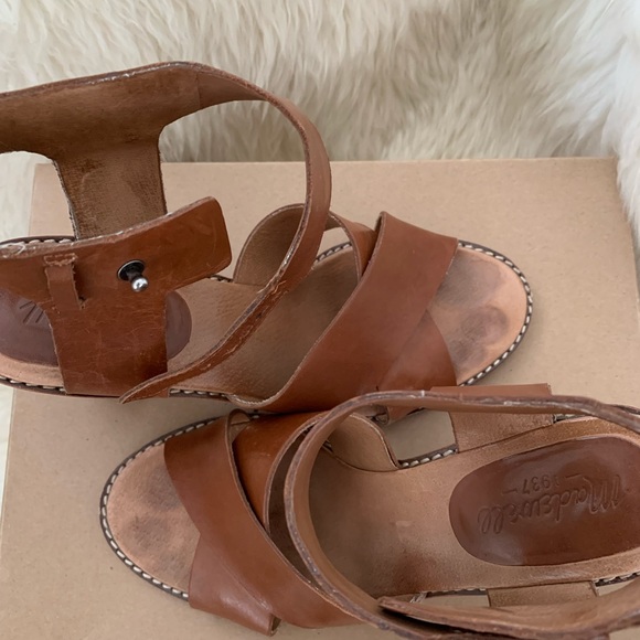 MADEWELL Leather Block Heel Sandal - Picture 5 of 10